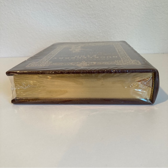 NEW Easton Press Adventures of Huckleberry Finn by Mark Twain Sealed - Picture 7 of 10